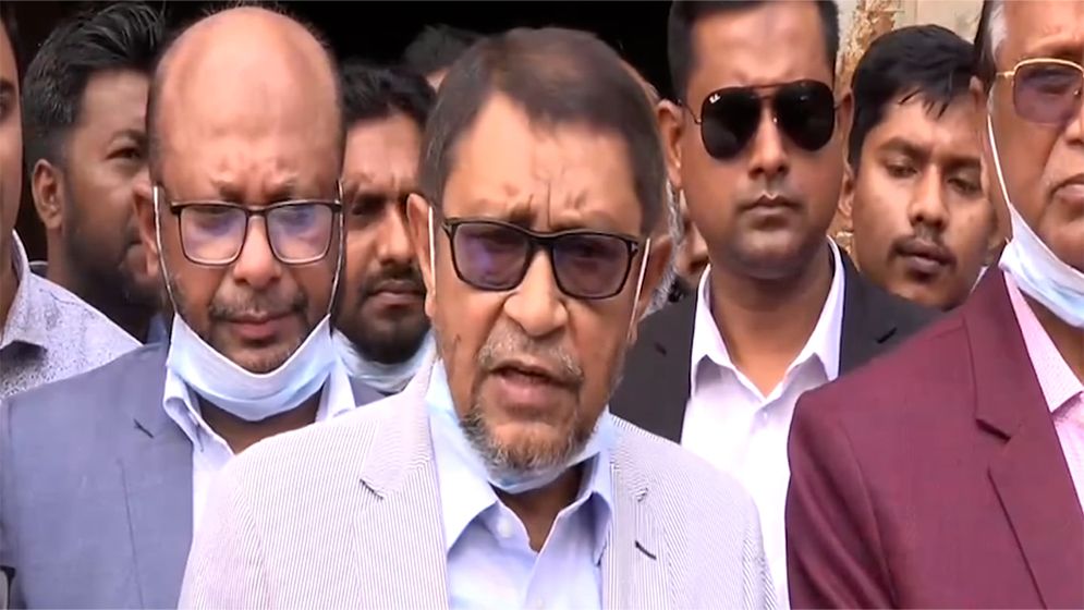 মশার যন্ত্রণা থেকে নগরবাসীকে দ্রুত স্বস্তি দিতে কাজ চলছে: স্বাস্থ্যমন্ত্রী